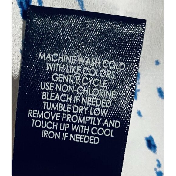 Torrid Top Womens 3X Blue Tie Dye Split Neck Georgette Lightweight Flowy Boho - Picture 7 of 8